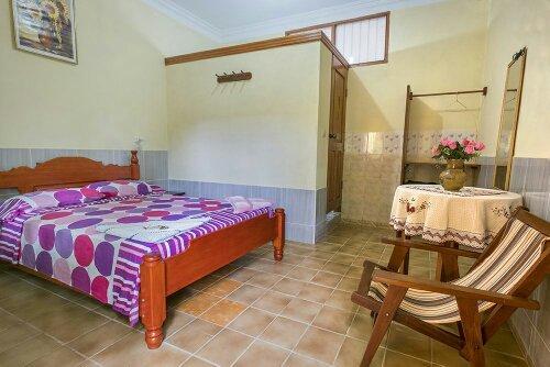 Hostal Santa Ana Рурренабаке Экстерьер фото